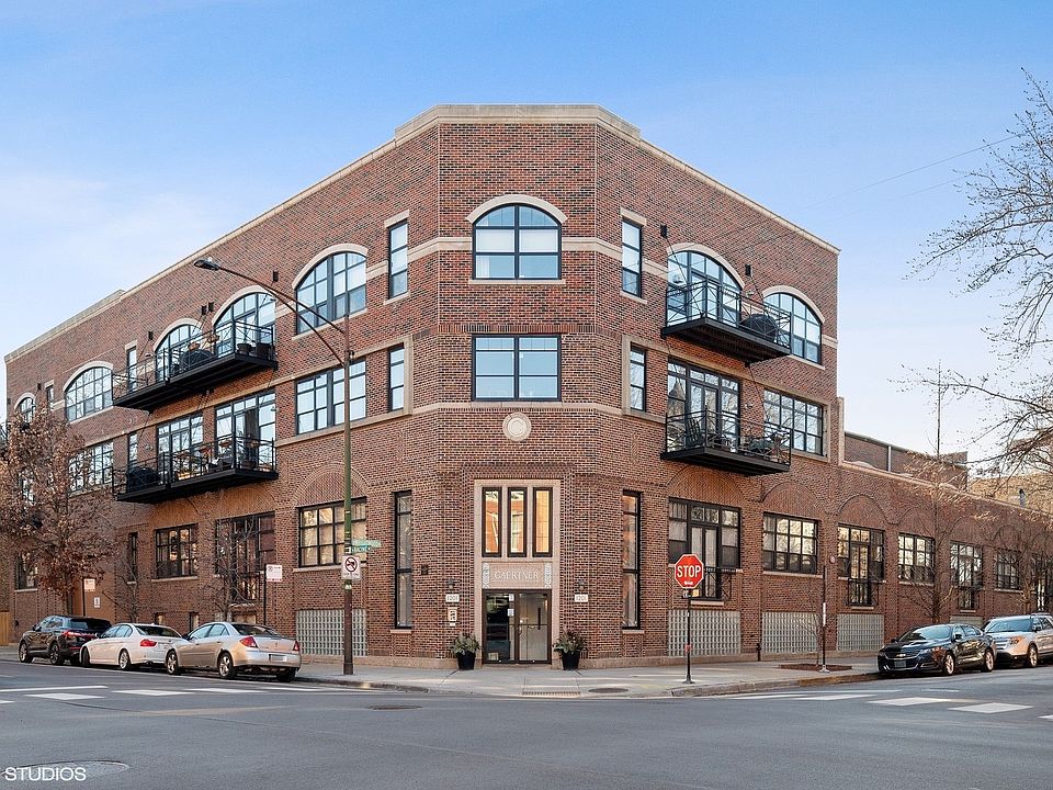 1st image of 1201 W Wrightwood Ave APT 16