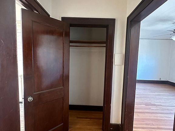 4th image of 227 Smith Ave #6