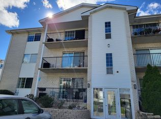 406 Sturdy Rd APT A9, Valparaiso, IN 46383