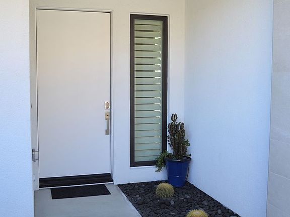 3rd image of 982 Cameron Center Dr
