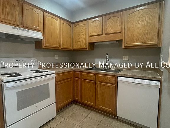 5th image of 519 Duchess Ct APT 1