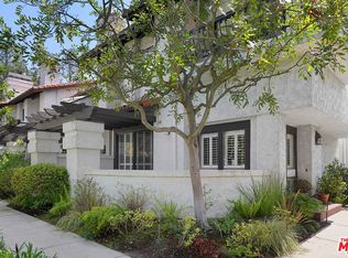 17226 Palisades Cir, Pacific Palisades, CA 90272