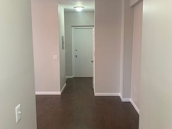 3rd image of 641 Lincoln Ave APT 24
