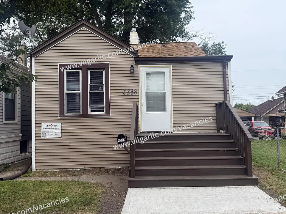 4338 Torrence Ave