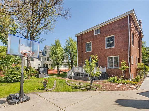 3rd image of 6910 S Euclid Ave