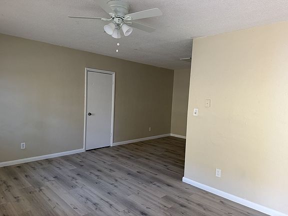 2nd image of 1000-1004 NW 2nd St #1