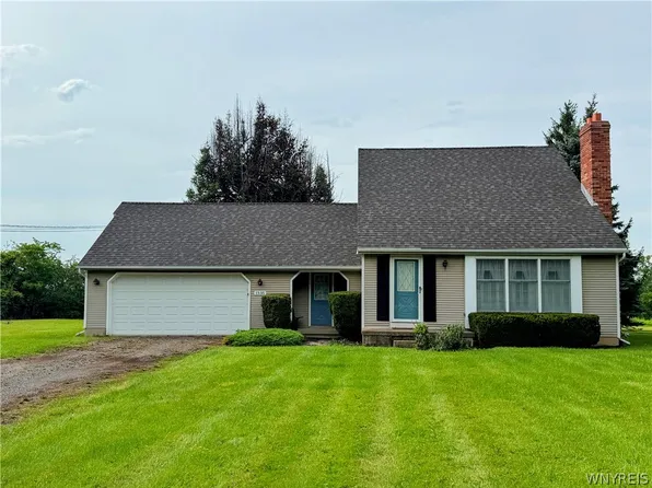 1335 Ridge Rd, Lewiston, NY 14092