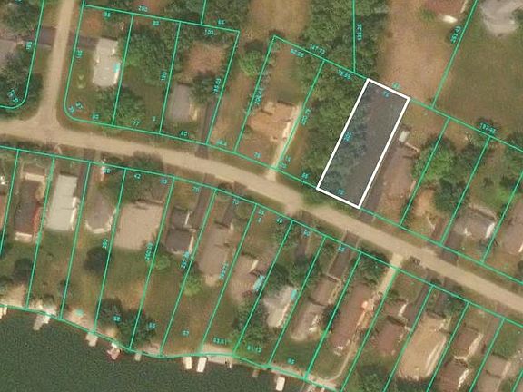 4th image of 883 Breckenboro Rd