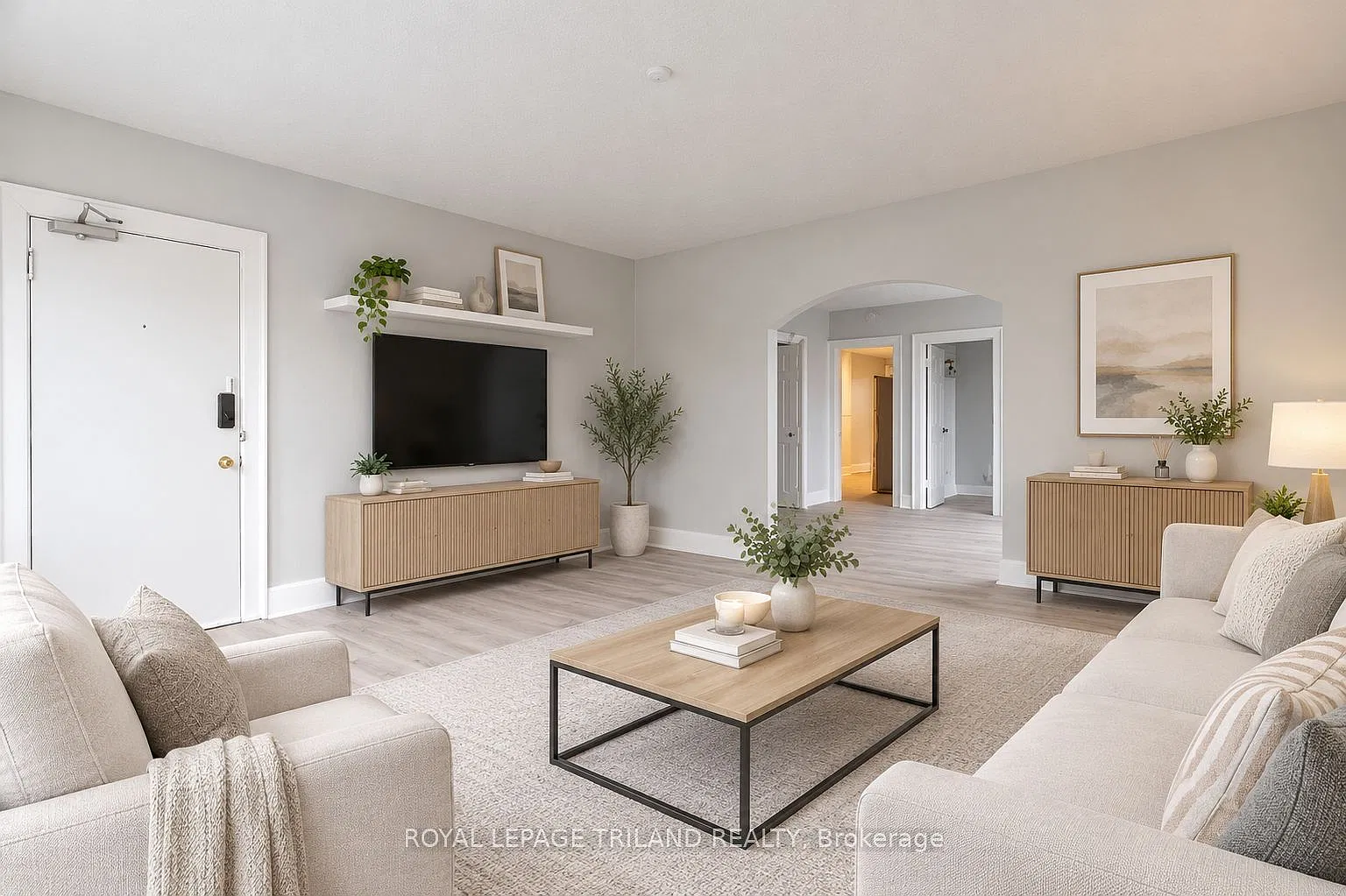 425 McKenzie Ave — Photo 3