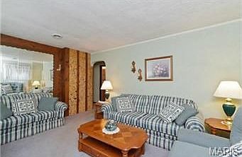 2nd image of 725 Beardsley Ct