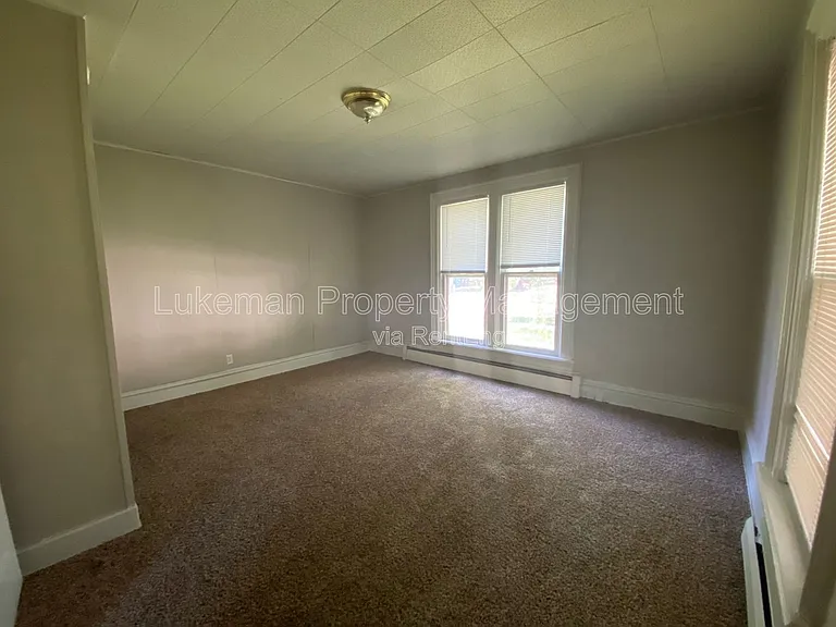 431 W Vine St — Photo 9