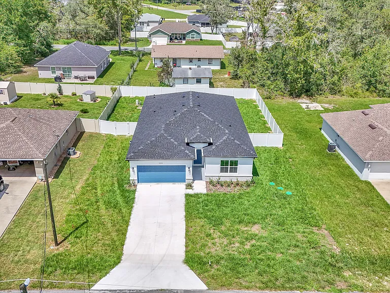 9393 SE 158th Pl — Photo 3