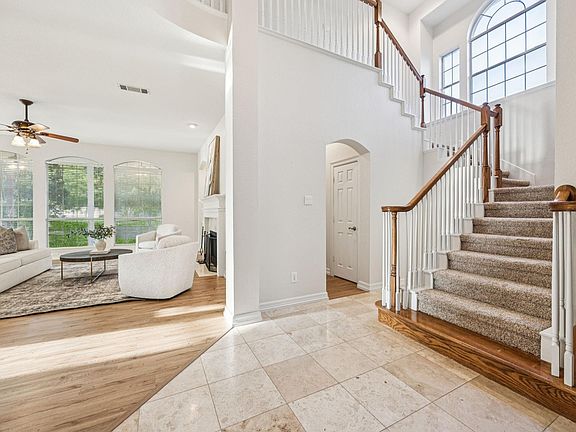 4th image of 700 Dover Pl