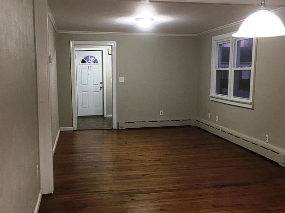 2nd image of 36 York Ave
