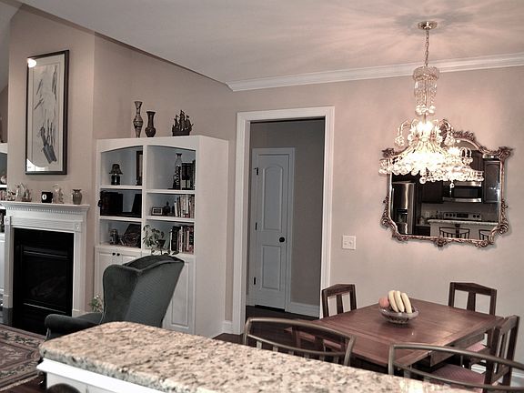4th image of 1505 Wiggins Dr