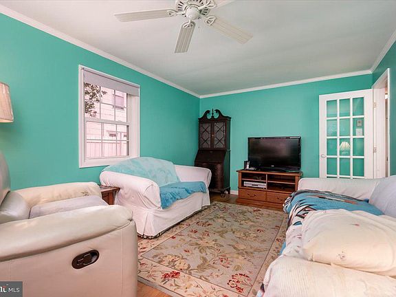 4th image of 610 Goldsborough St