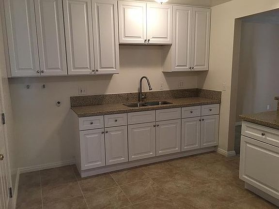 4th image of 11219 Elliott Ave #11221A