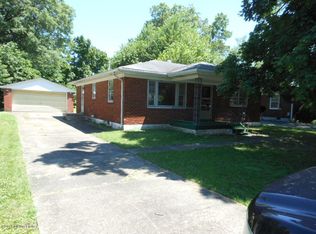 4313 Lynnview Dr, Louisville, KY 40216