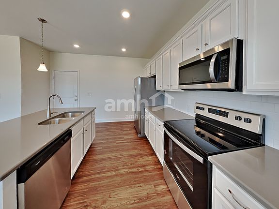 3rd image of 151 Hazel Park Dr