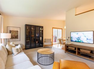 4632 Penkwe Way, Eagan, MN 55122