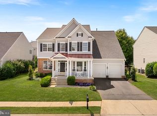 22873 Ashton Woods Dr, Ashburn, VA 20148