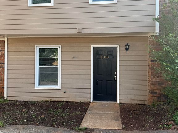 Front of the unit.