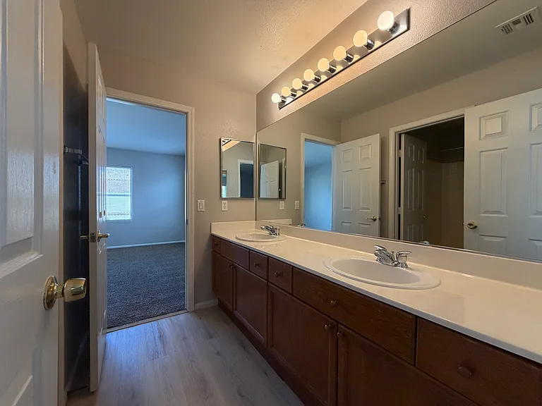 148 Macoby Run St — Photo 17