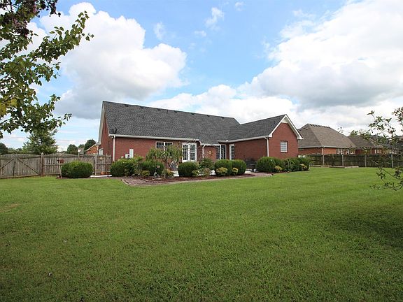 4th image of 613 Pearl Ct