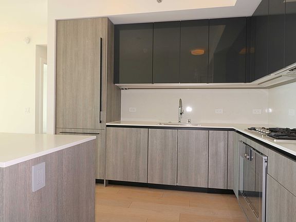 3rd image of 338 Main St #19D