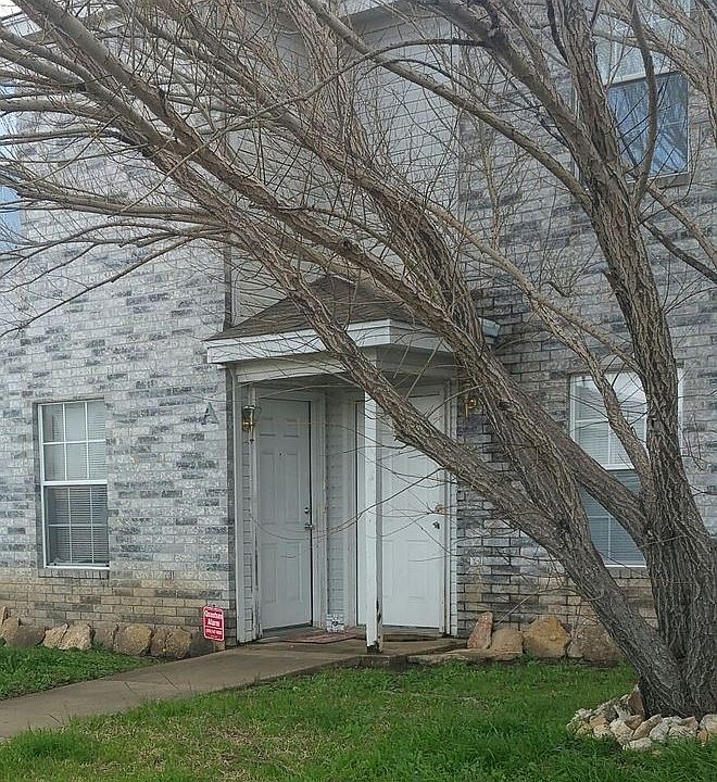 1st image of 3300 Barcelona Dr APT A