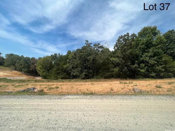37 Highland Dr, Greenbrier, AR 72058