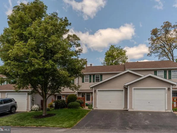 305 Stonegate Rd, York, PA 17408