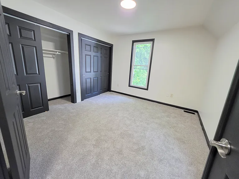 313 Greenwood Ave — Photo 12