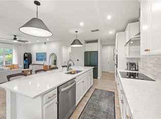 4688 Arboretum CIR #101, NAPLES, FL 34112