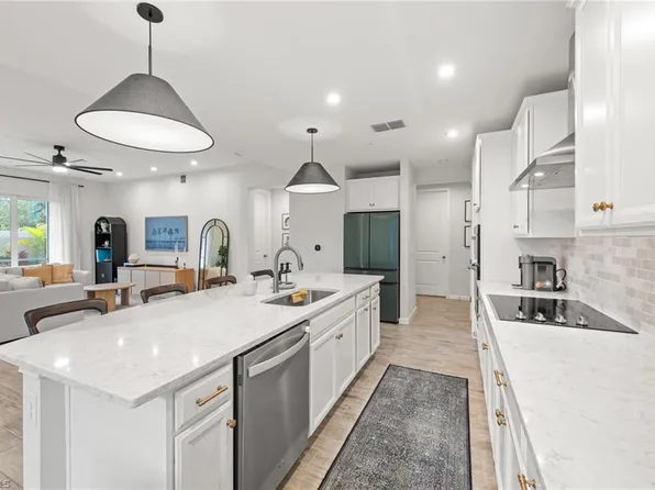 4688 Arboretum CIR #101, NAPLES, FL 34112