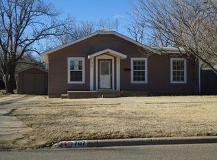 707 Joliet St, Plainview, TX 79072