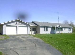 5700 Coonhill Rd, Pleasant Lake, MI 49272
