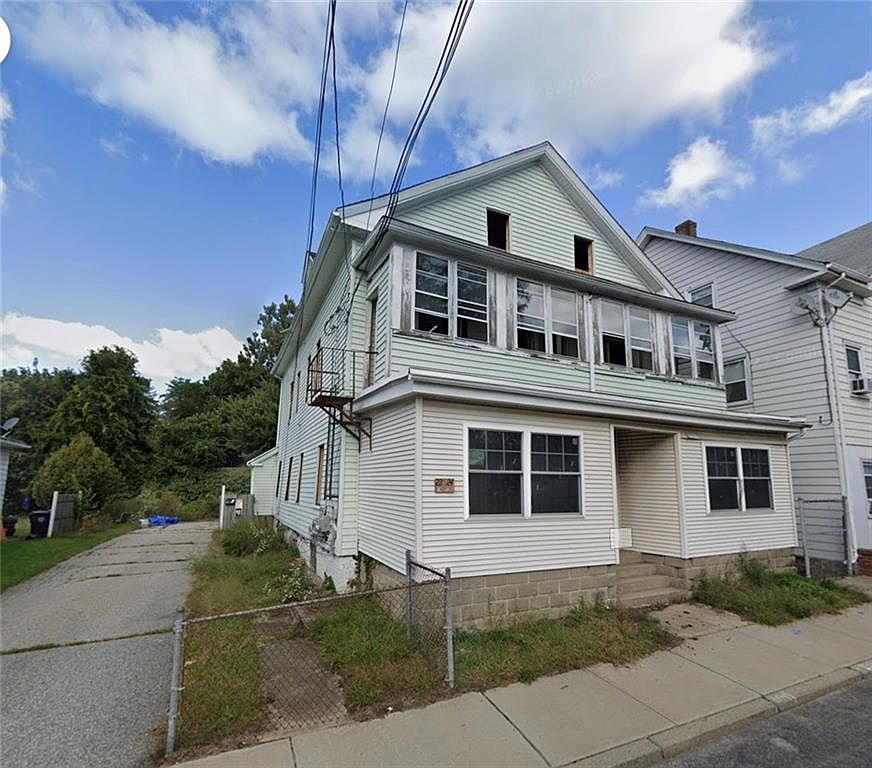 22 Wakefield St, West Warwick, RI 02893 Zillow