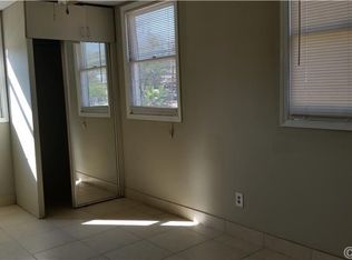 1316 E 9th St, Upland, CA 91786