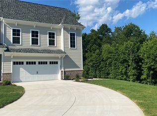 13700 Randolph Pond Ln, Midlothian, VA 23114