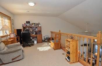 5th image of 675 Stoney Creek Ct APT 4