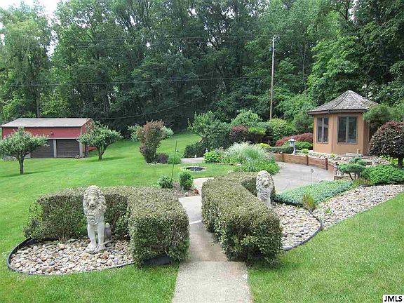 4th image of 2525 Park Dr