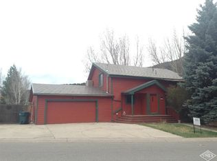 605 Price Ln, Gypsum, CO 81637