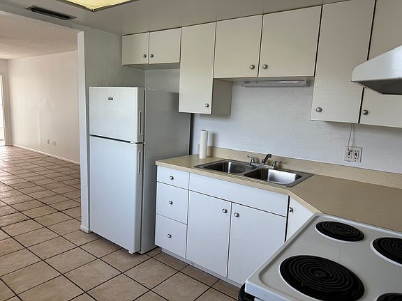 4th image of 3480 32nd Ave N APT 105