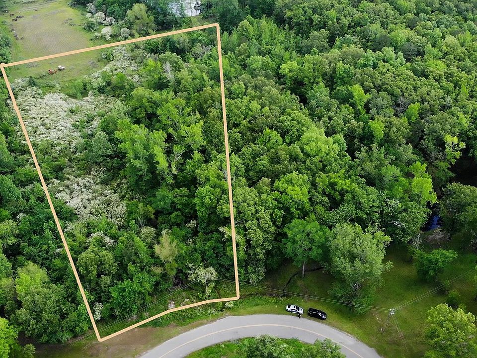 1st image of TRACT Steven Dr #&-8