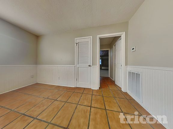 3rd image of 4422 Monteith Dr