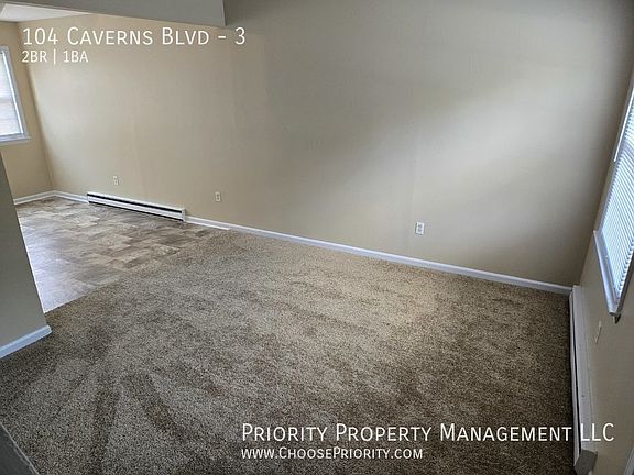 3rd image of 104 Caverns Blvd Unit 3