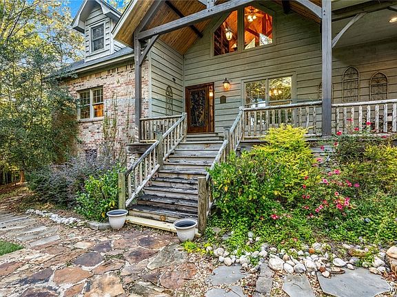 3rd image of 10885 Landers Dr