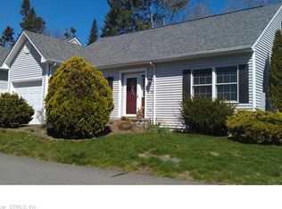 15 Sterling Dr, Clinton, CT 06413