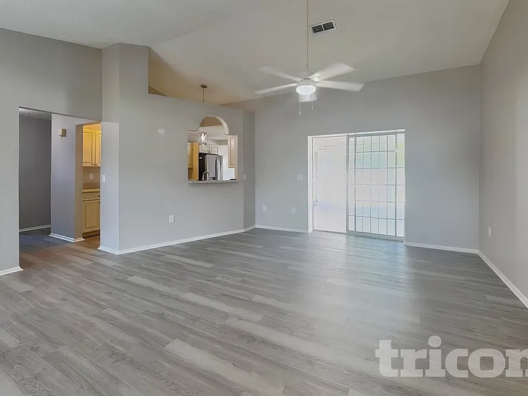 5150 Ashton Pines Ln — Photo 2